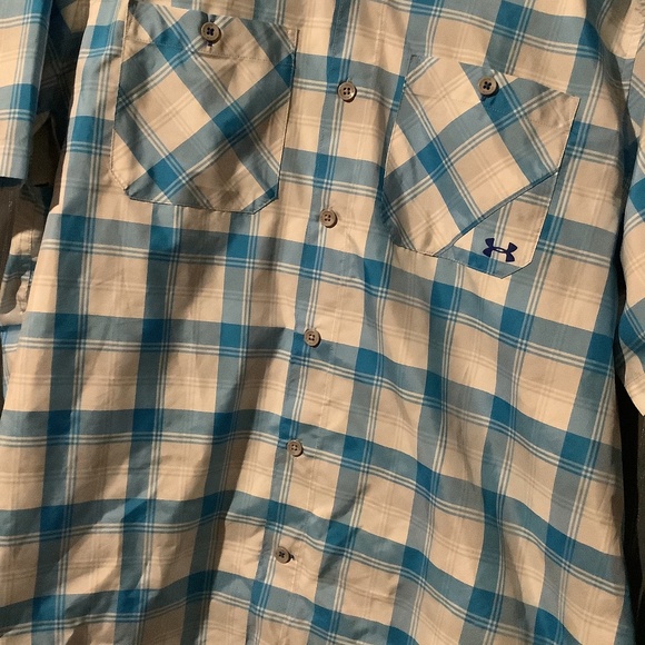 Under armour button up - Picture 2 of 4